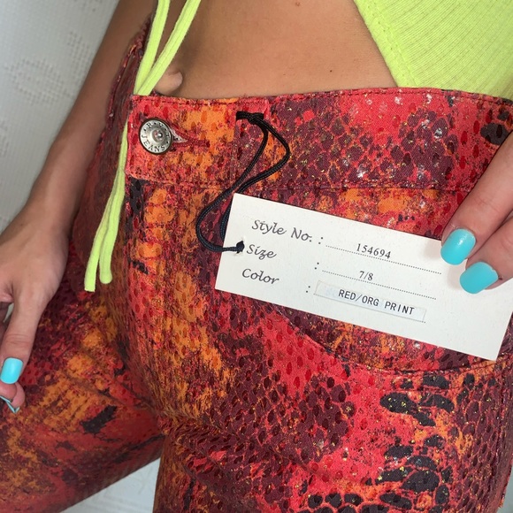 💥☄️Y2K Orange Snakeskin Pants☄️💥 - Picture 4 of 4